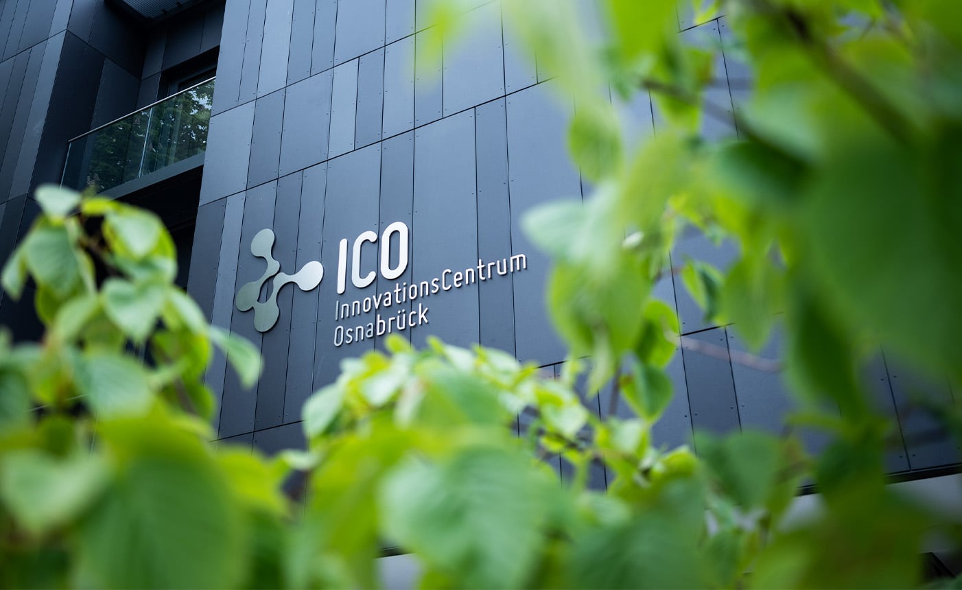 Das ICO InnovationsCentrum Osnabrück an der Albert-Einstein-Straße 1 — Sitz von creaDIG